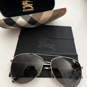 Burberry Aviator Sunglasses Gold with Burberry Plaid (with Plaid Case)